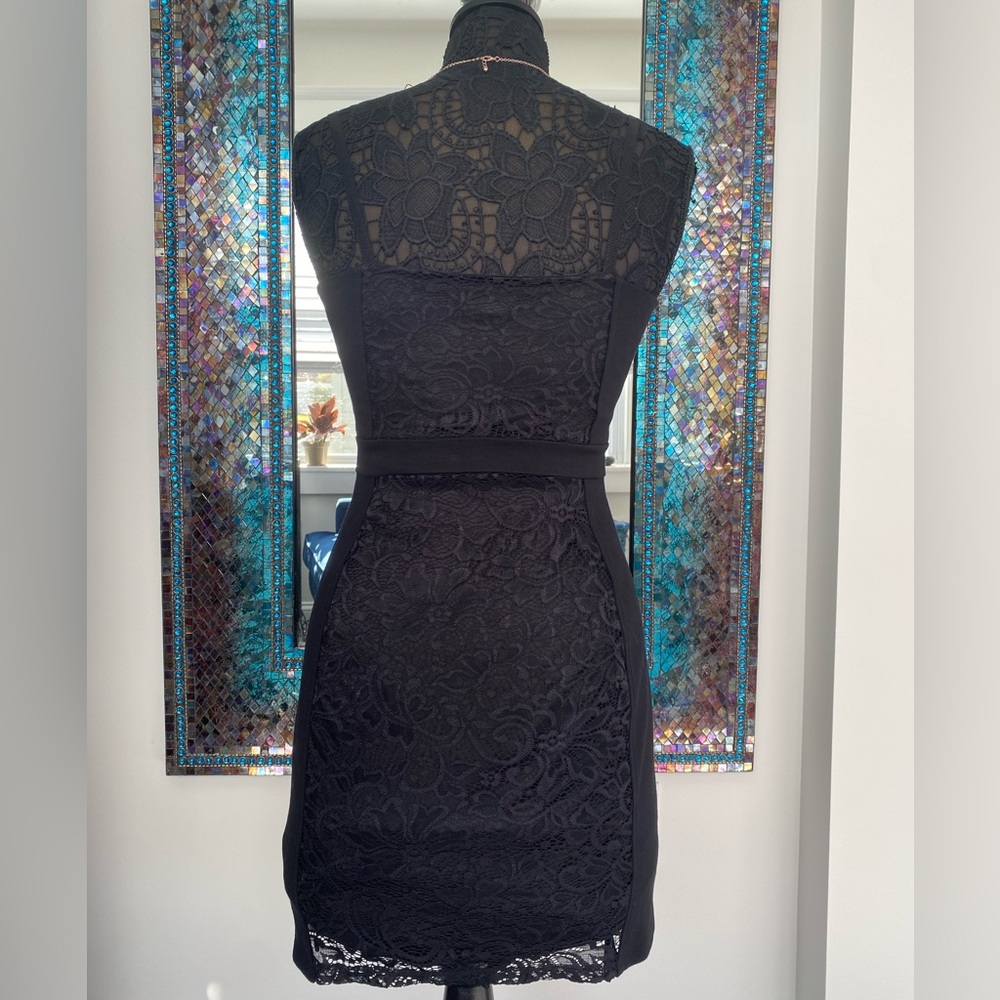 EXPRESS MINI BLACK LACE DRESS - Picture 4 of 5